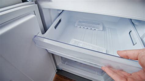 Deep Freezer Leaking Water Underneath: Common Causes And。